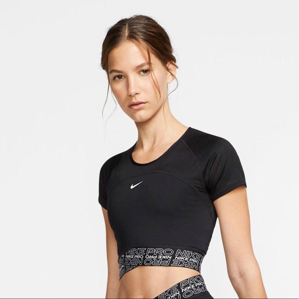 New Nike Pro top size Large